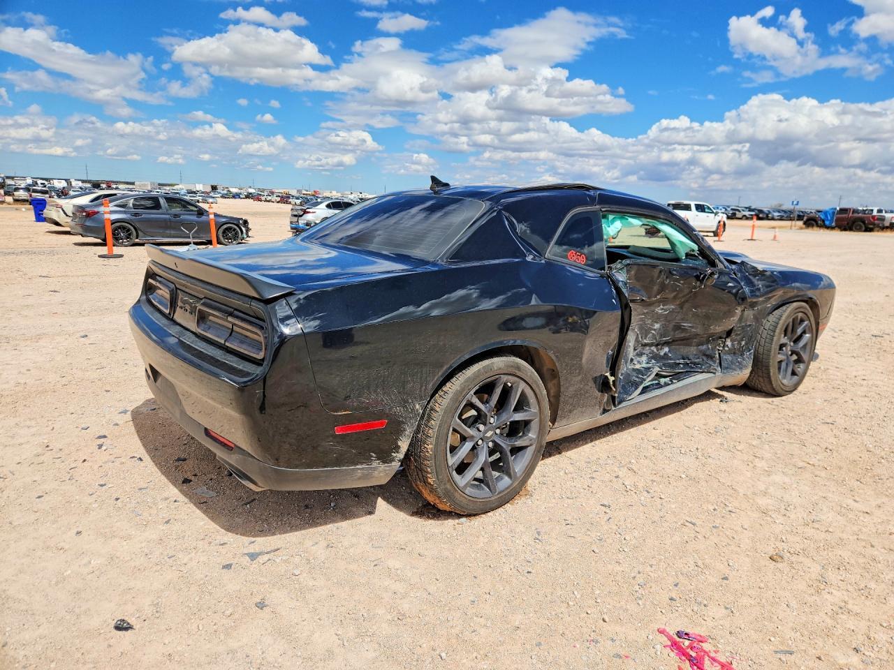 2022 Dodge Challenger R/T - zdjęcie 3