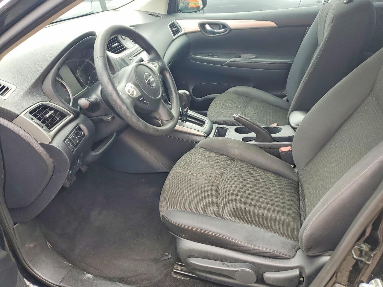 2018 Nissan Sentra S - zdjęcie 7
