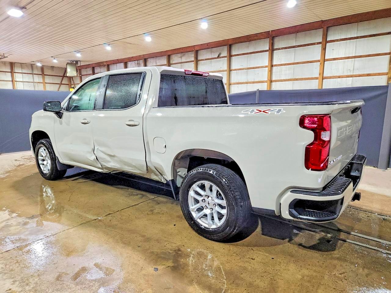 2026 Chevrolet Silverado K1500 Rst - zdjęcie 2