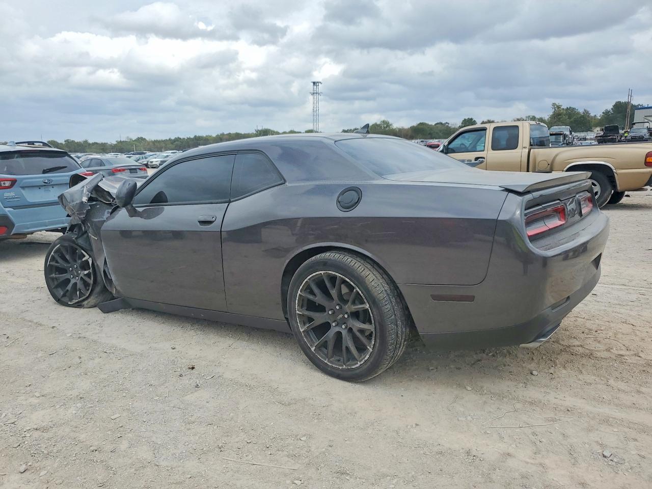 2015 Dodge Challenger Sxt - zdjęcie 2