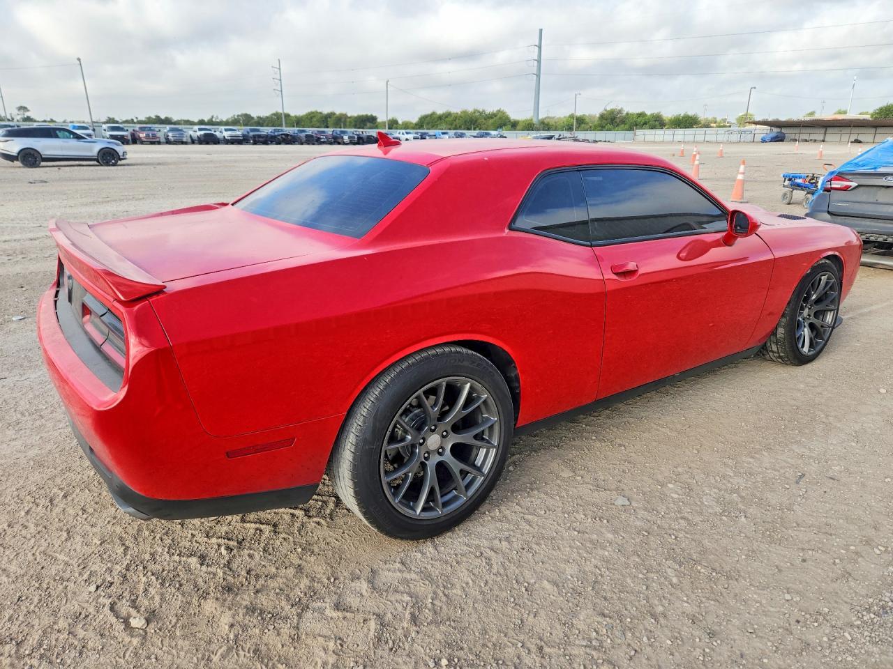 2020 Dodge Challenger R/T - zdjęcie 3