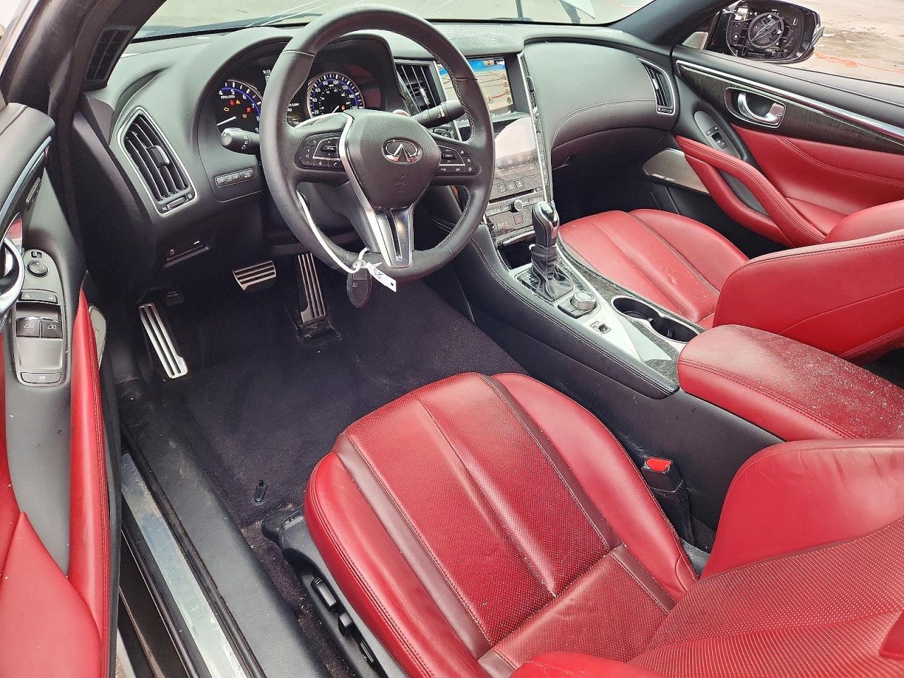 2017 Infiniti Q60 Red Sport 400 - zdjęcie 8