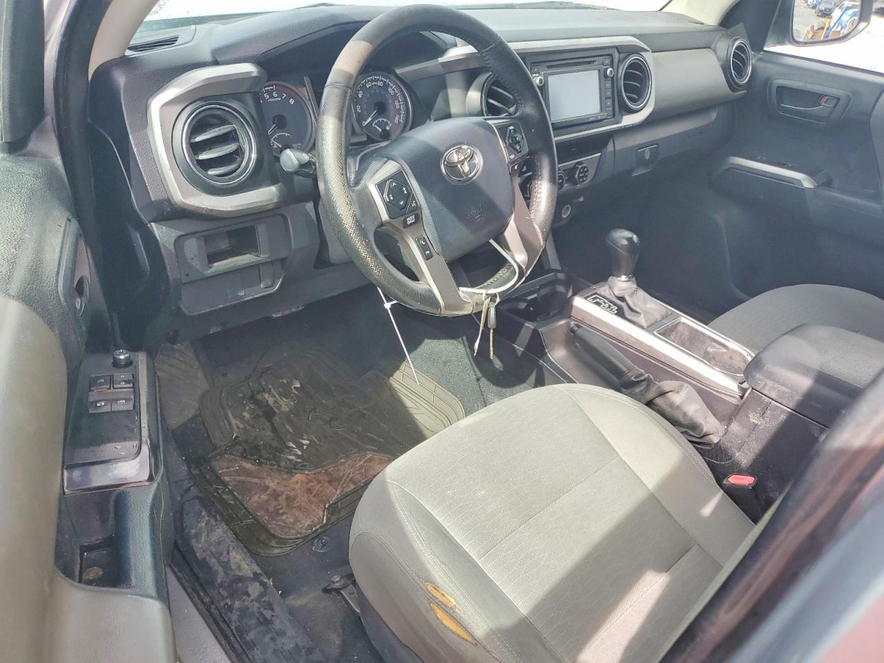 2016 Toyota Tacoma Sr5 V6 - zdjęcie 8