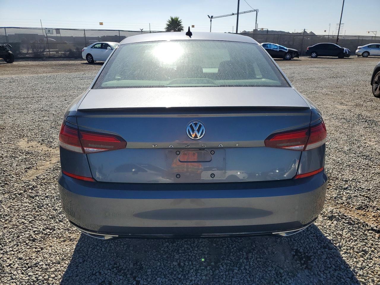 2020 Volkswagen Passat R-Line - zdjęcie 6