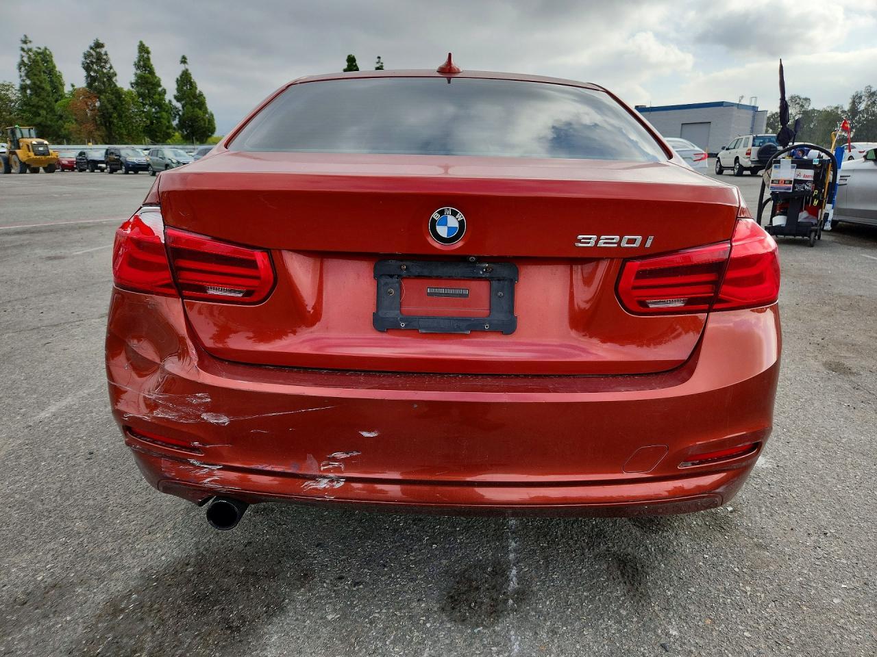 2018 BMW 320 I - zdjęcie 6