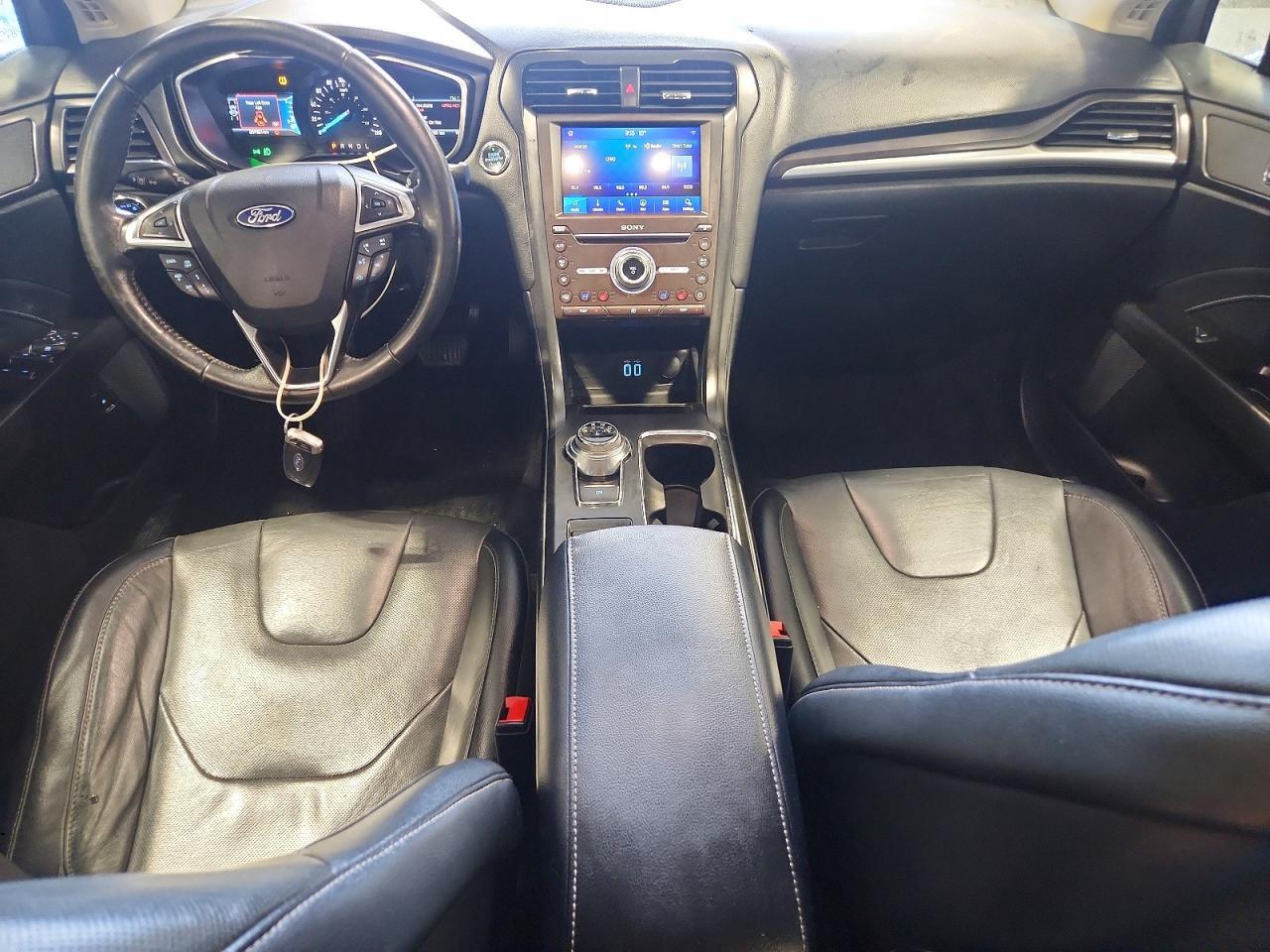 2019 Ford Fusion Titanium - zdjęcie 8