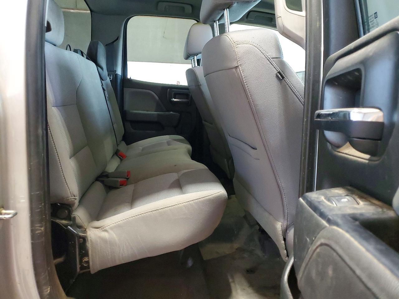 2017 Chevrolet Silverado K1500 - zdjęcie 10