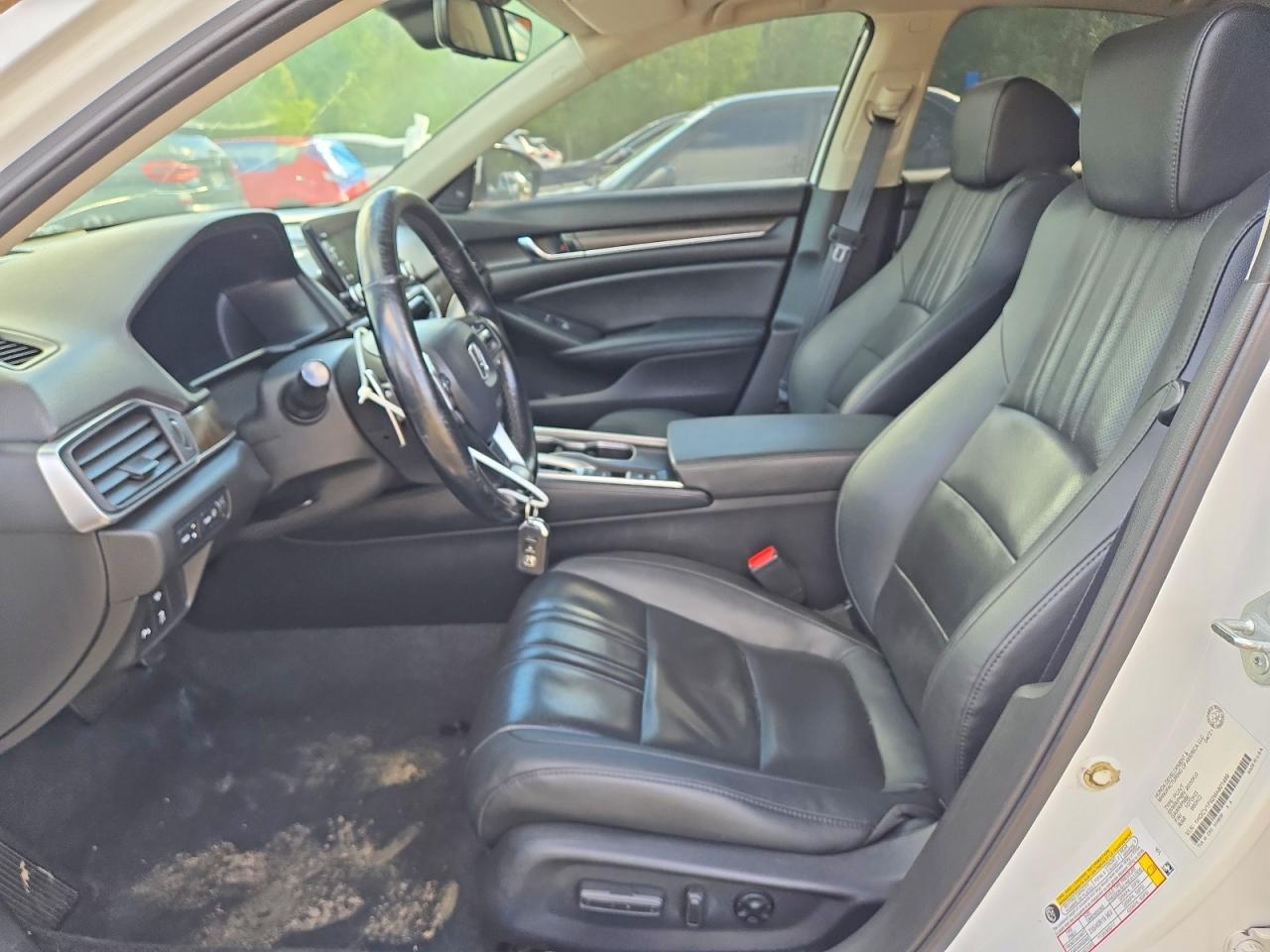 2021 Honda Accord Touring - zdjęcie 7
