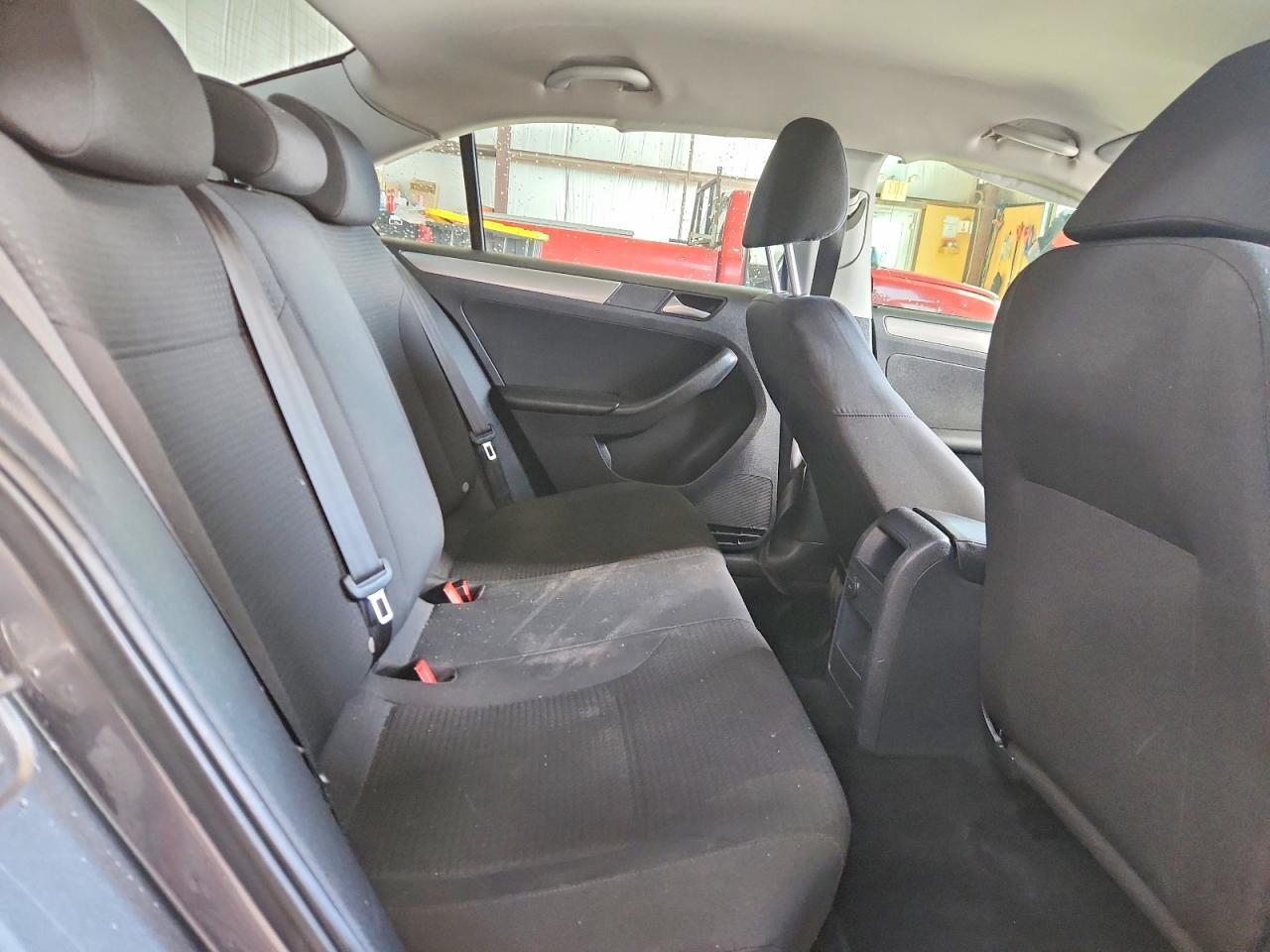 2016 Volkswagen Jetta S - zdjęcie 10