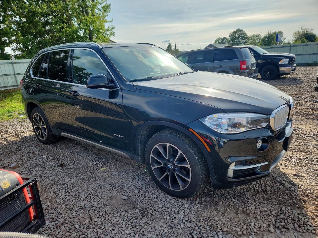 2017 BMW X5 xDrive35I - zdjęcie 4