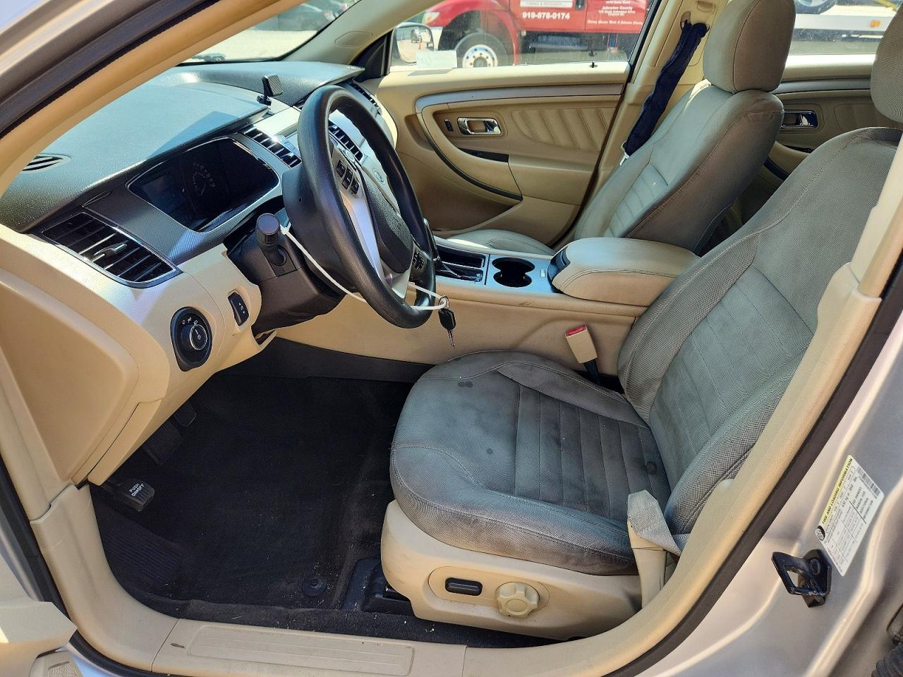 2015 Ford Taurus Se - zdjęcie 7