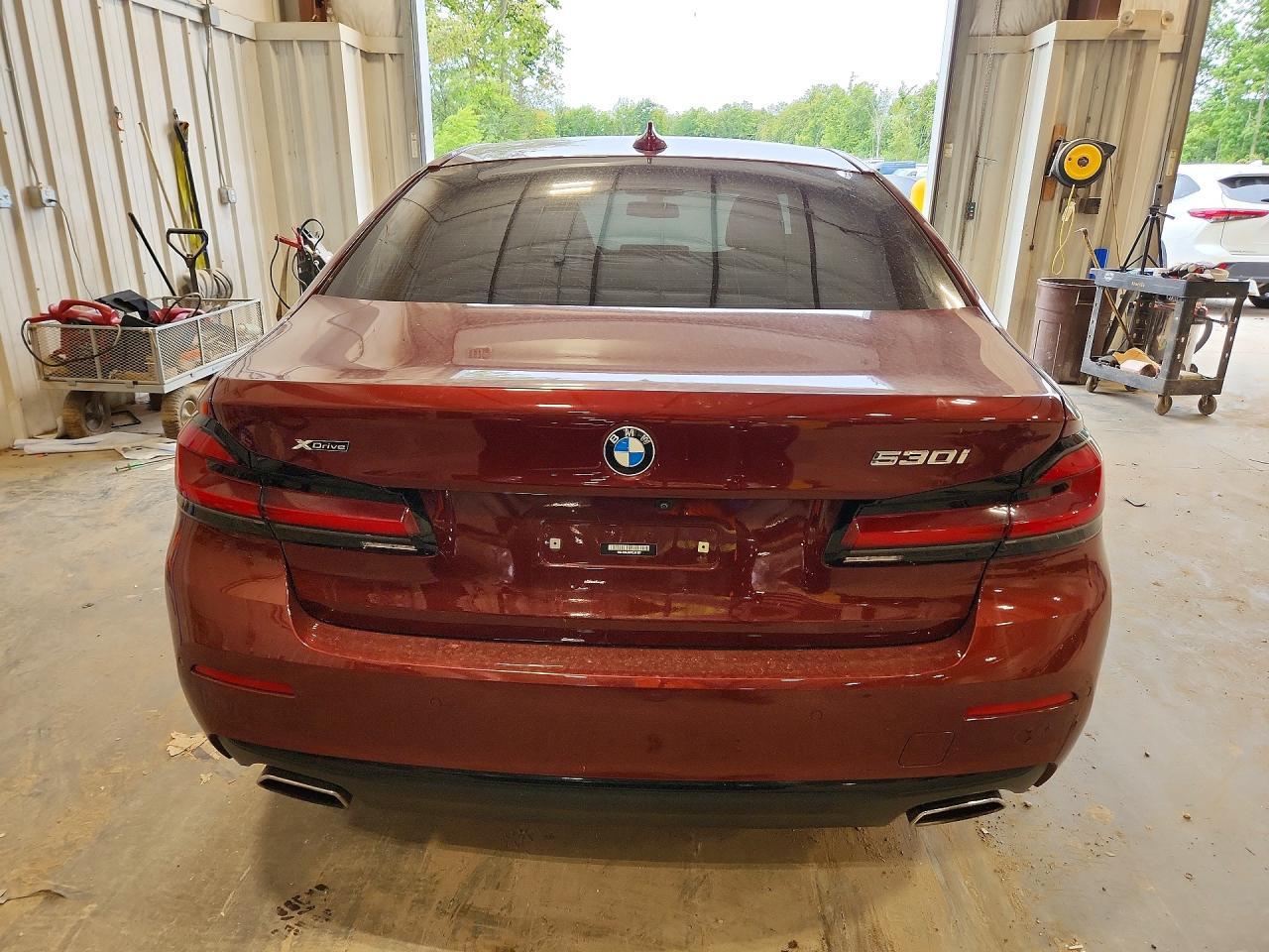 2023 BMW Seria 5 530i - zdjęcie 6