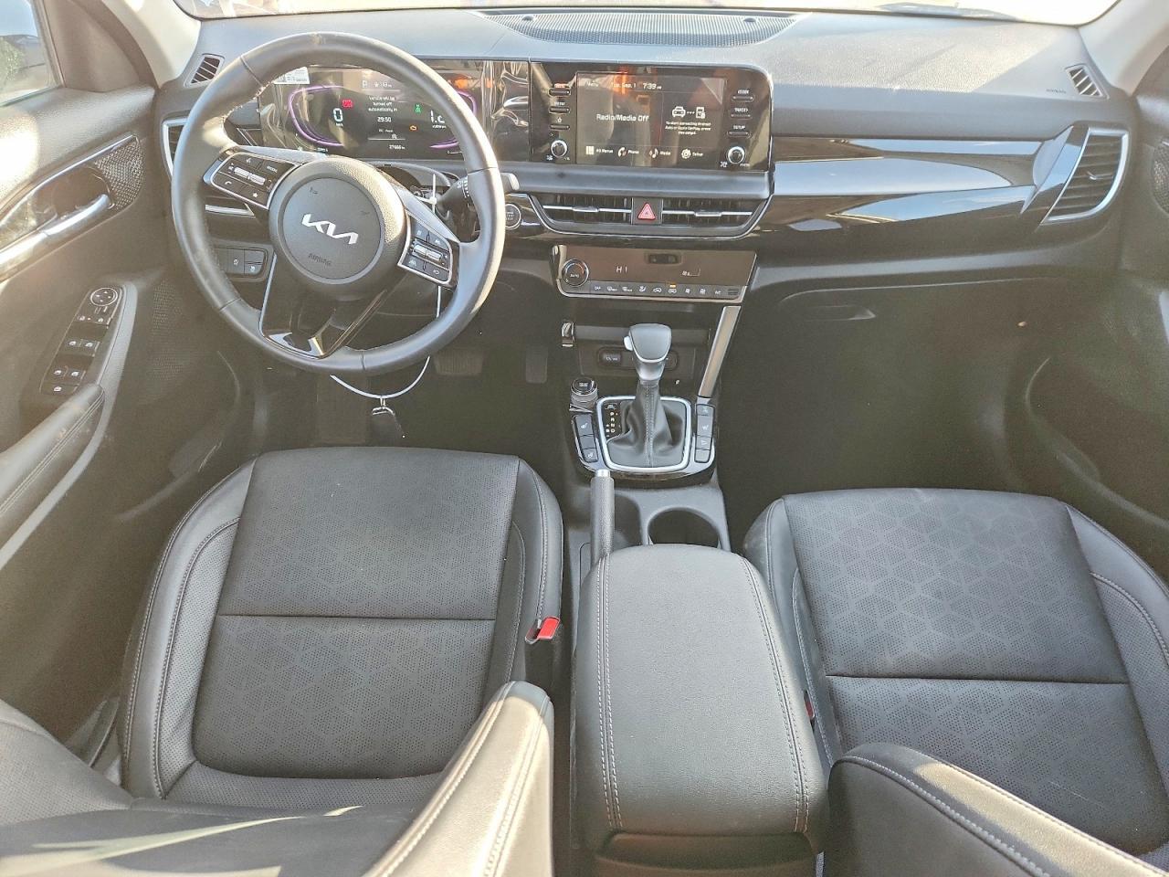 2026 Kia Seltos S - zdjęcie 8