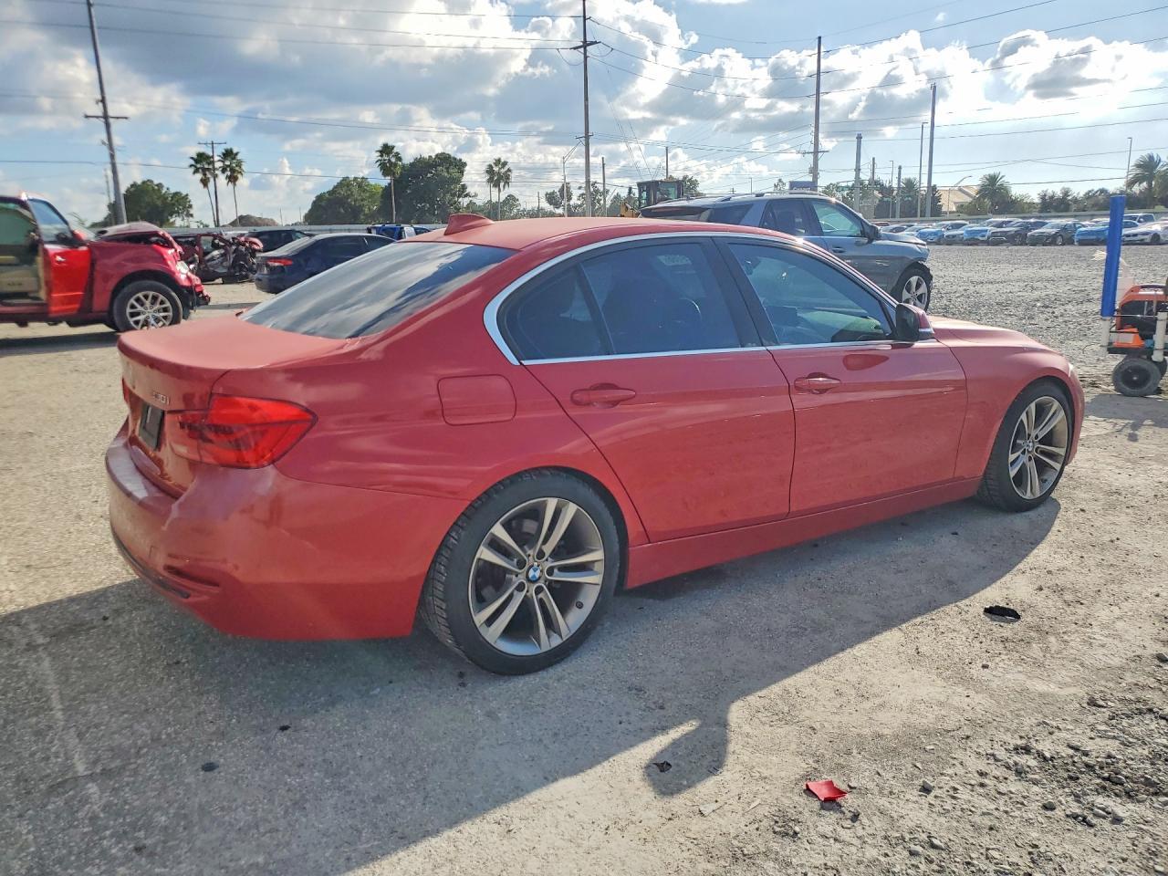 2018 BMW 330 I - zdjęcie 3