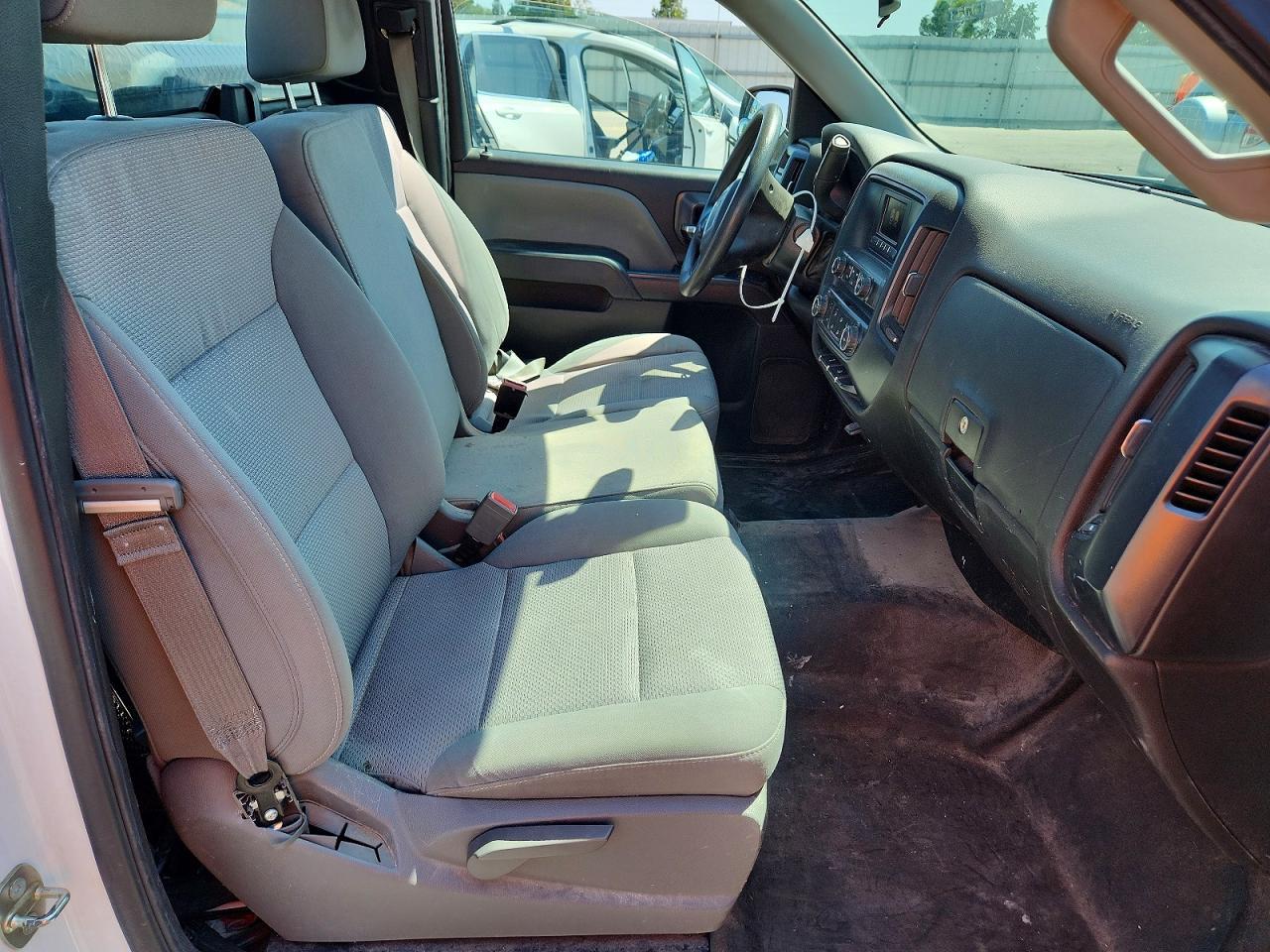 2016 GMC Sierra C1500 - zdjęcie 10