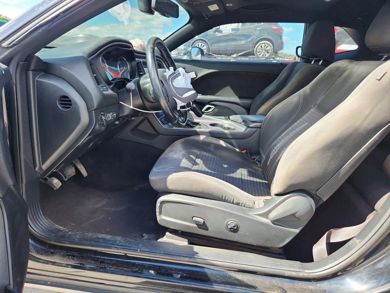 2019 Dodge Challenger Sxt - zdjęcie 7