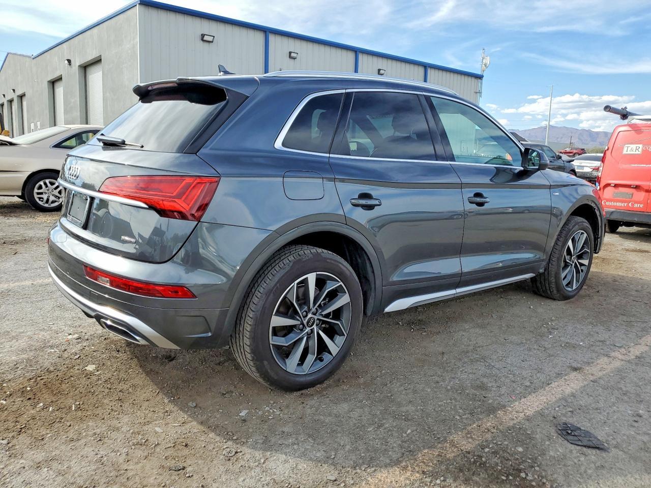 2022 Audi Q5 Premium 45 - zdjęcie 3