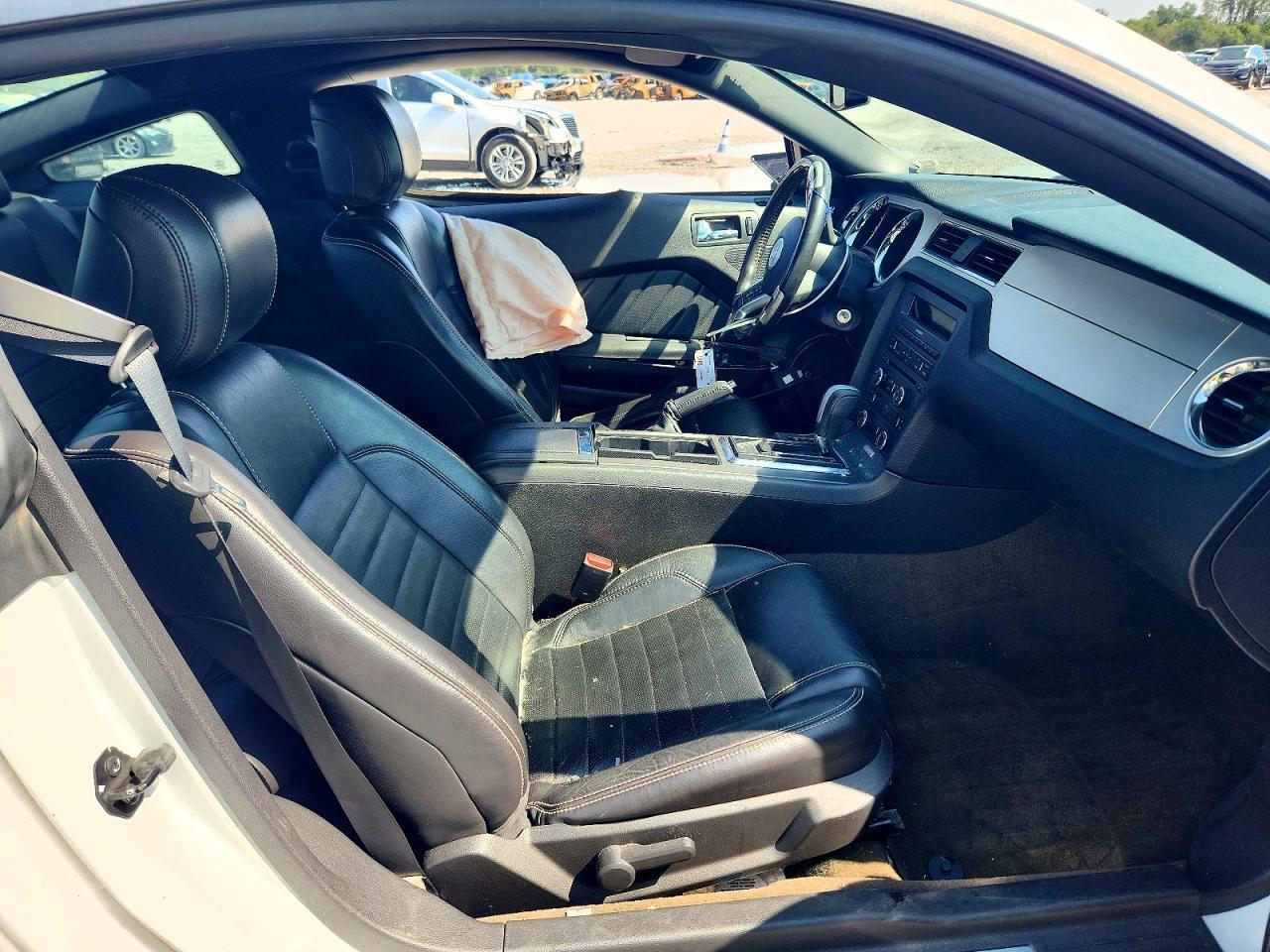 2014 Ford Mustang - zdjęcie 7
