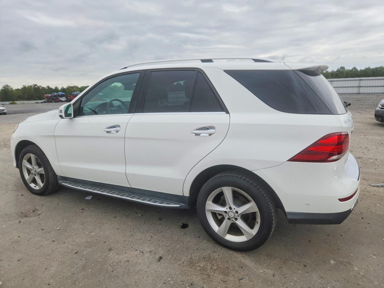 2016 Mercedes-Benz Gle 350 4Matic - zdjęcie 2