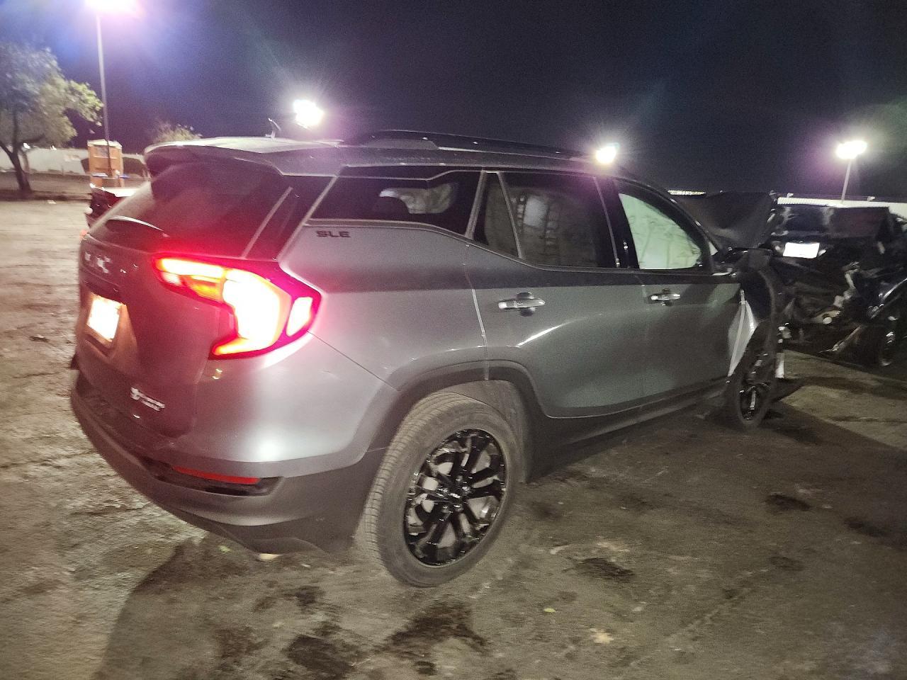 2020 GMC Terrain Sle - zdjęcie 3