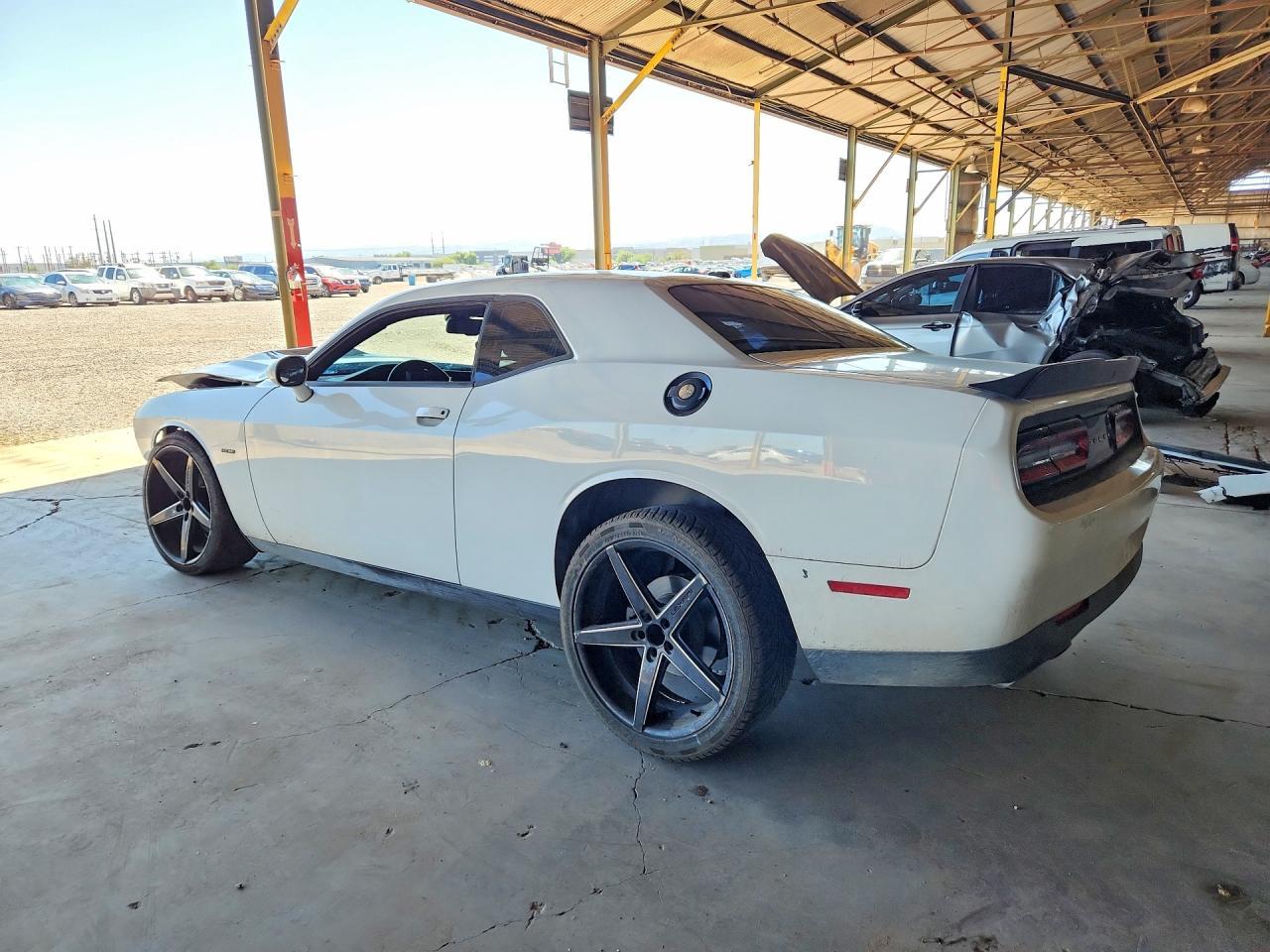 2017 Dodge Challenger R/T - zdjęcie 2