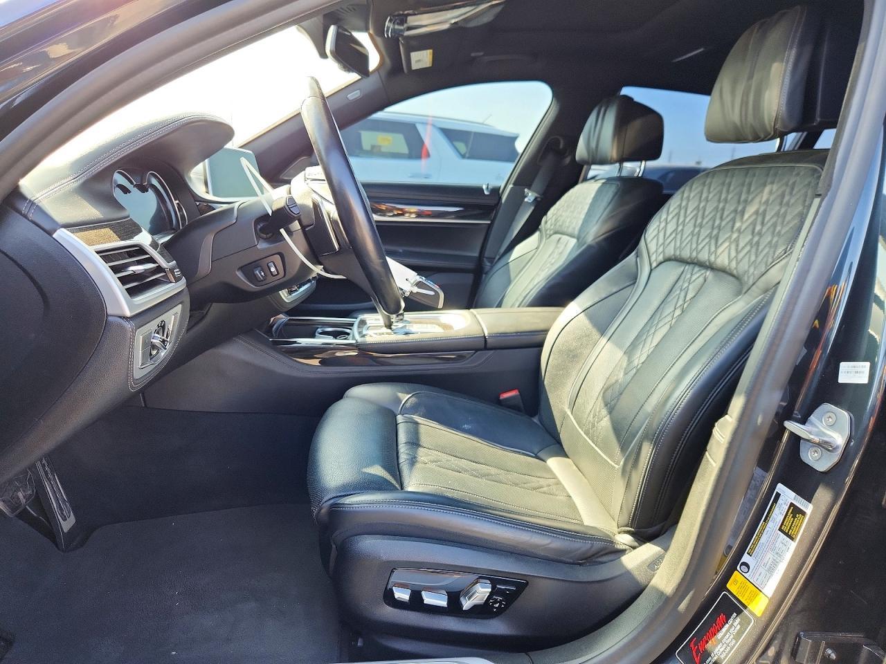 2019 BMW 750 I - zdjęcie 7