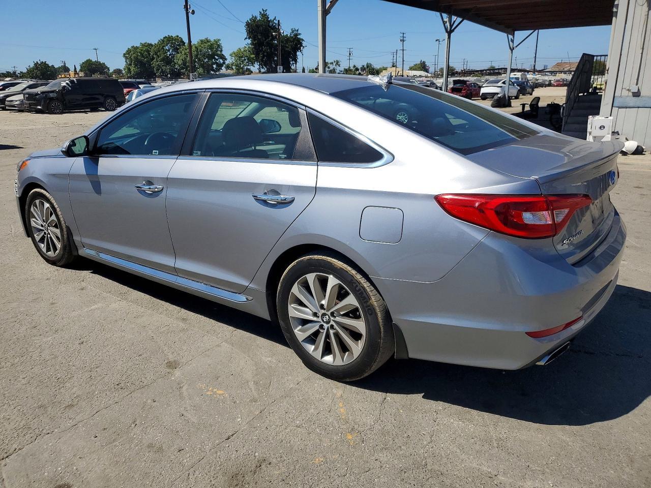 2017 Hyundai Sonata Sport - zdjęcie 2