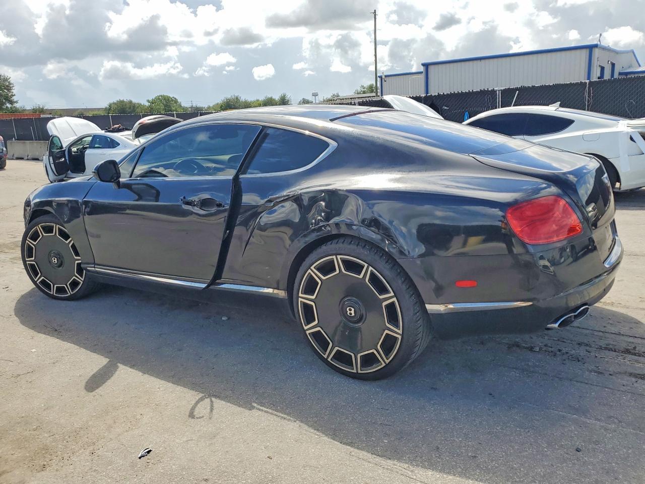 2013 Bentley Continental Gt V8 - zdjęcie 2