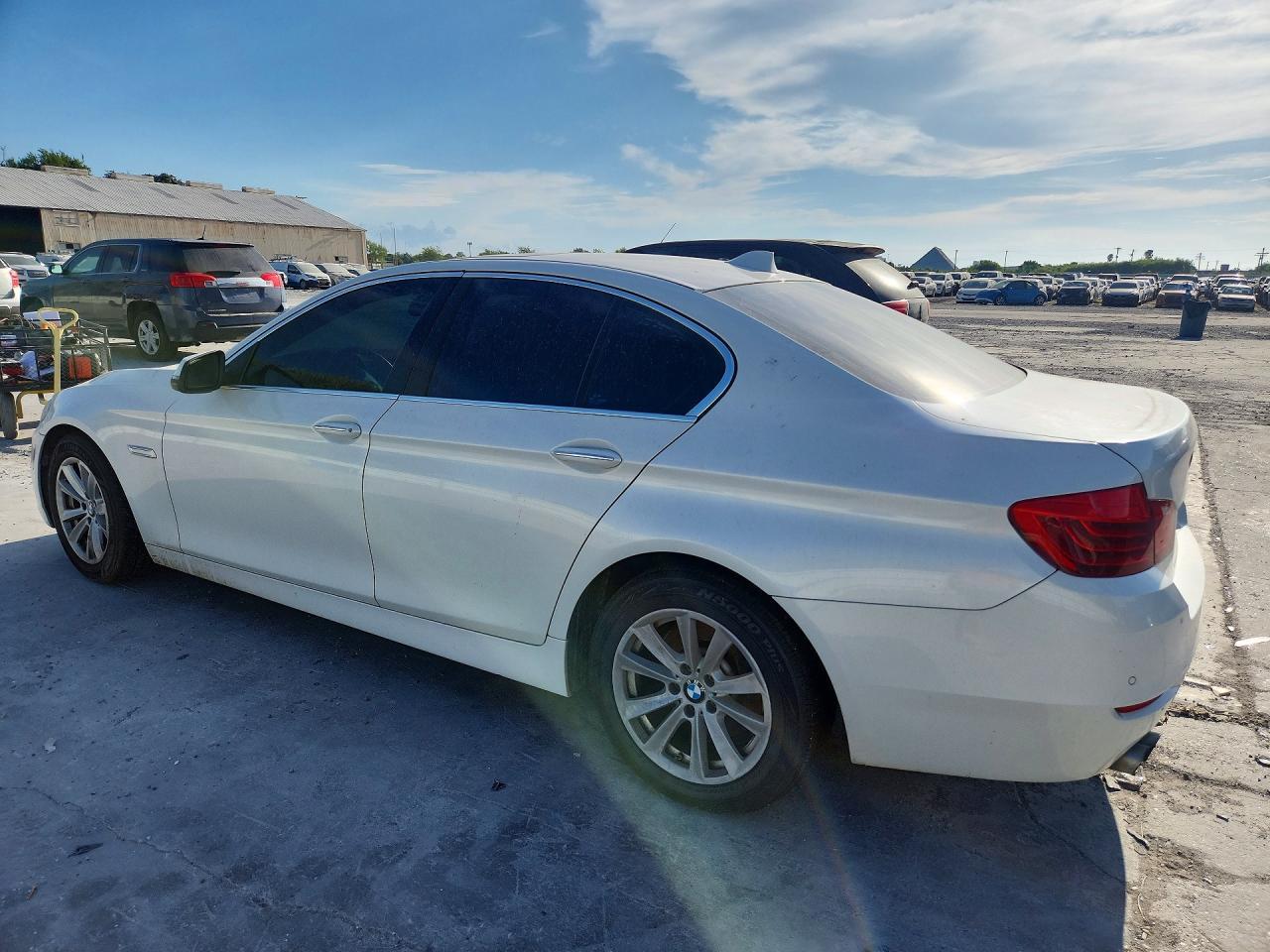 2014 BMW 528 I - zdjęcie 2
