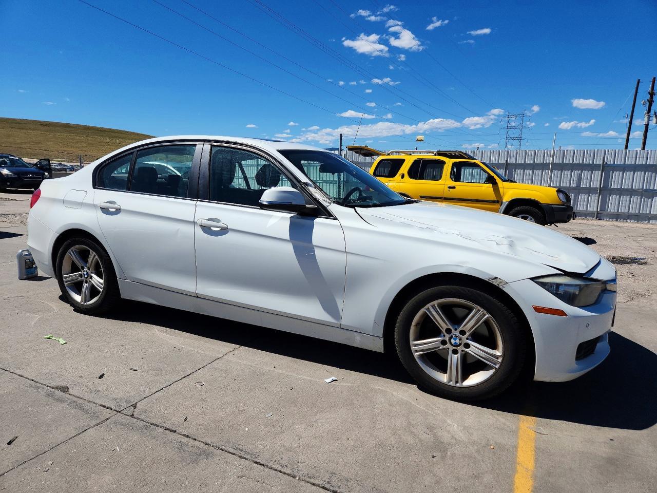 2014 BMW 320 I - zdjęcie 4