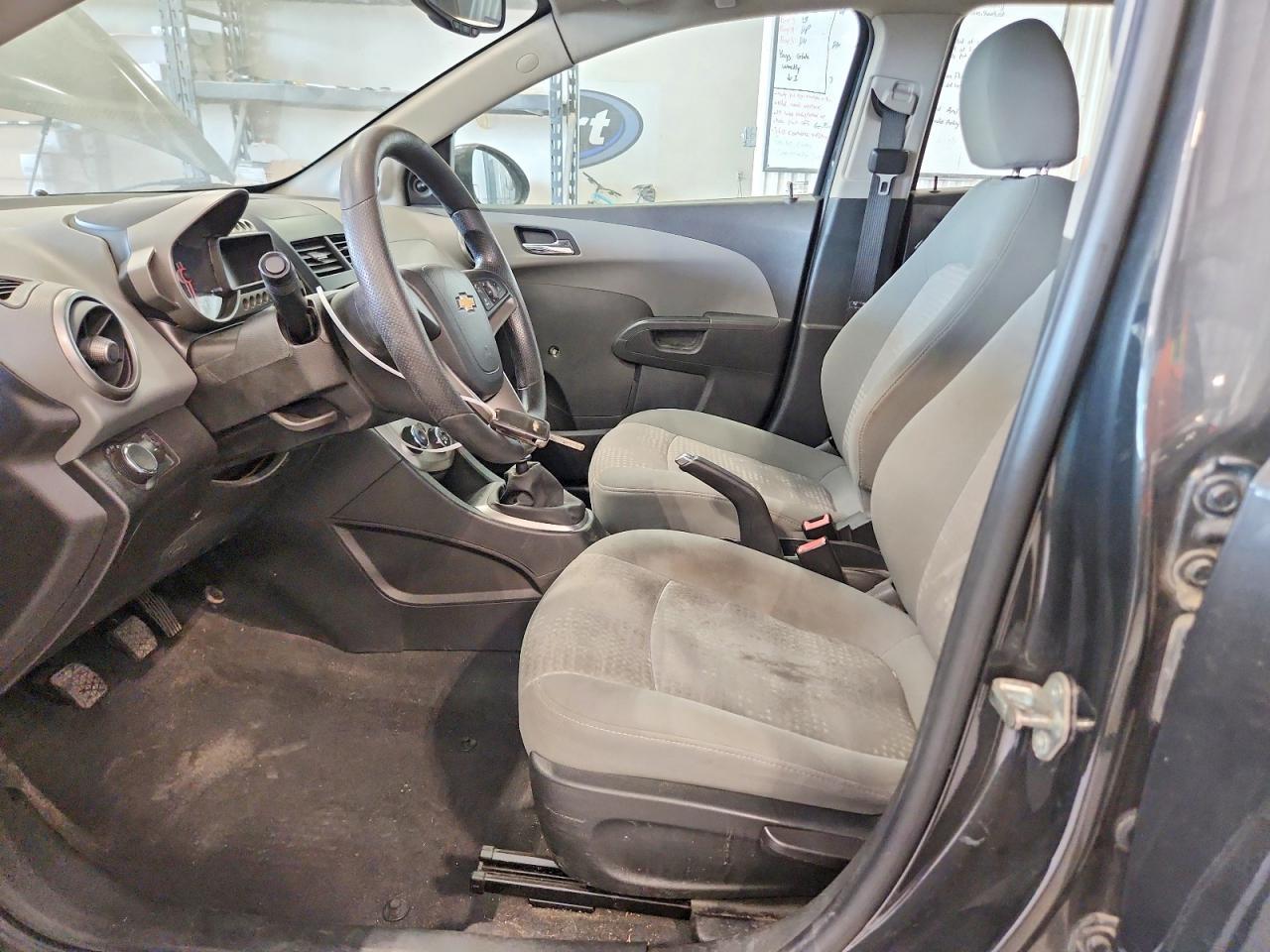 2014 Chevrolet Sonic - zdjęcie 7