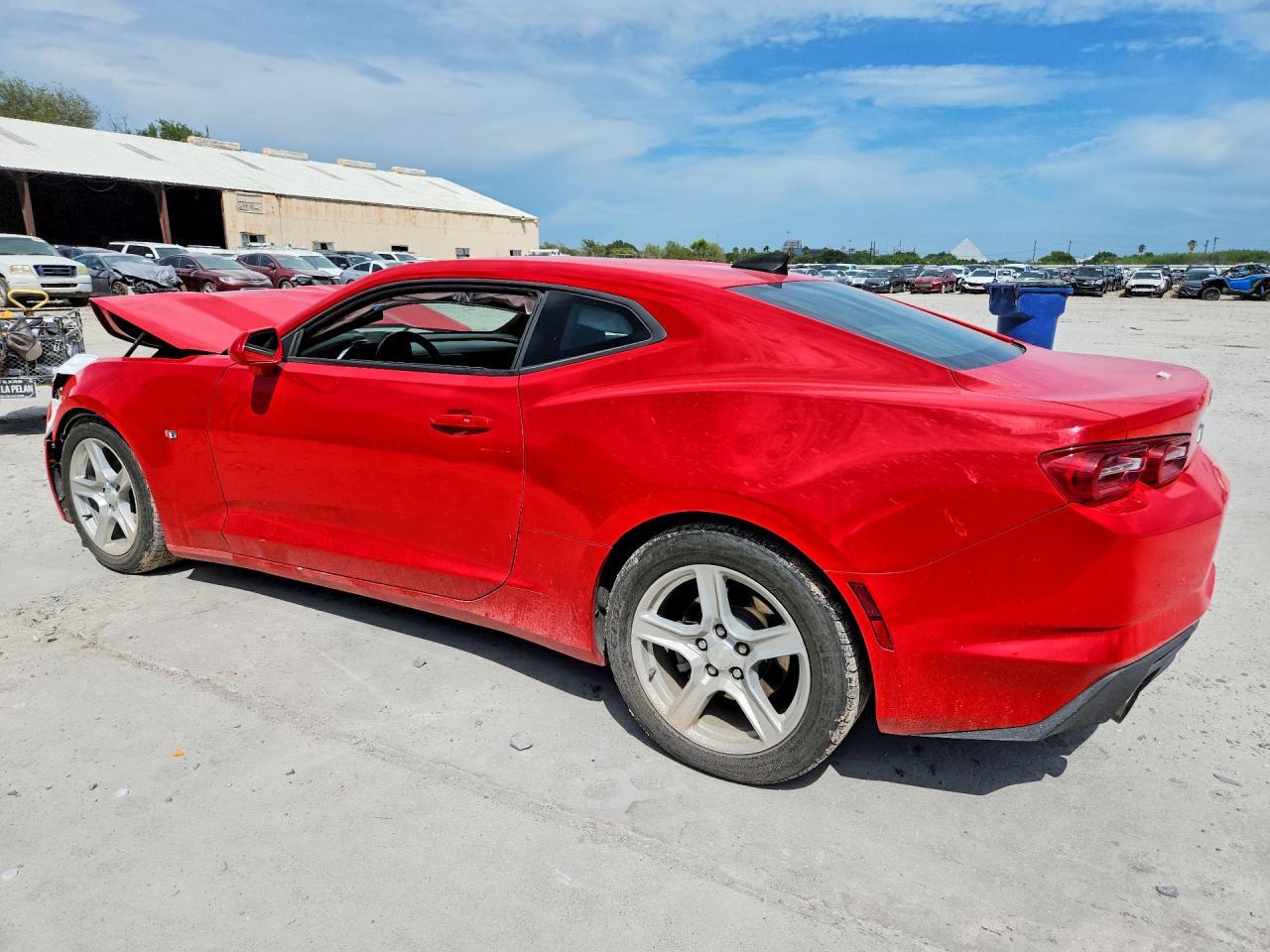 2022 Chevrolet Camaro Ls - zdjęcie 2