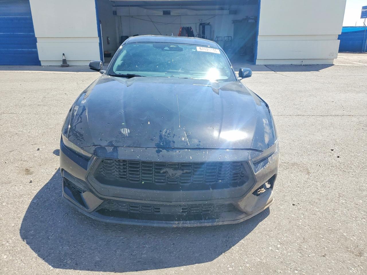 2025 Ford Mustang - zdjęcie 5