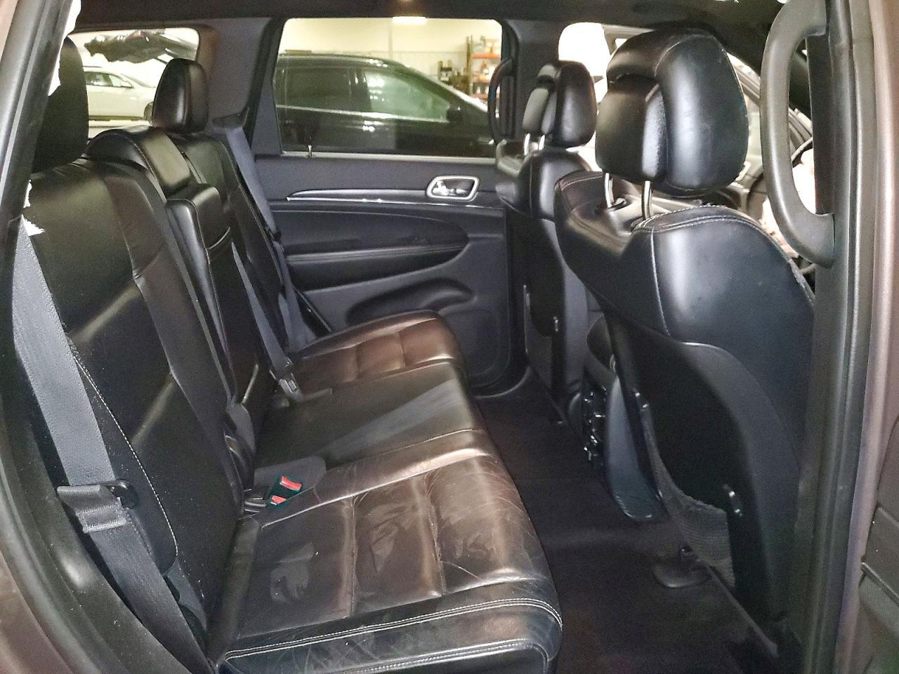 2017 Jeep Grand Cherokee Limited - zdjęcie 11