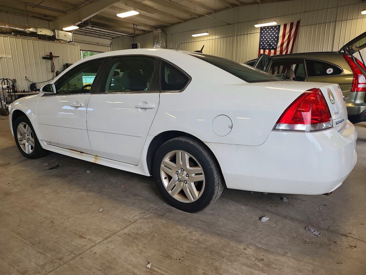 2014 Chevrolet Impala Limited Lt - zdjęcie 2