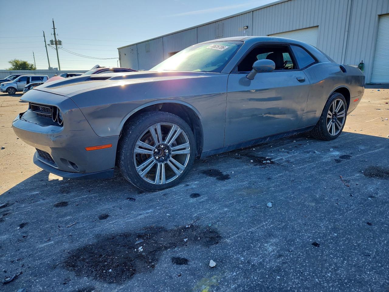 2019 Dodge Challenger Sxt - zdjęcie główne
