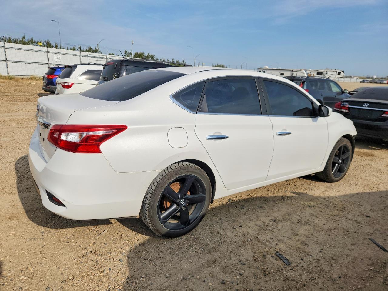 2016 Nissan Sentra S - zdjęcie 3