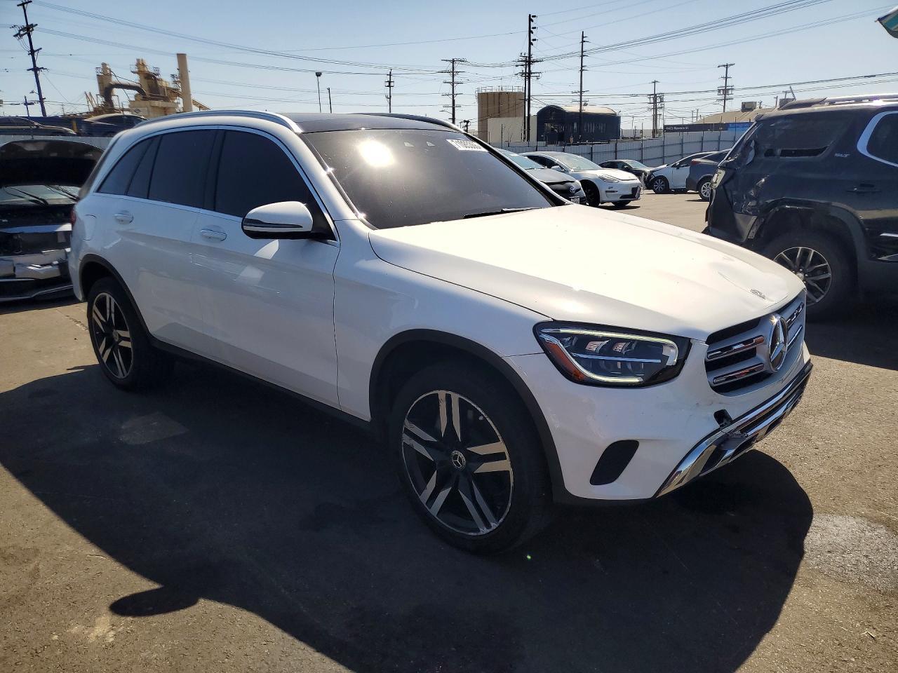 2020 Mercedes-Benz Glc 300 - zdjęcie 4