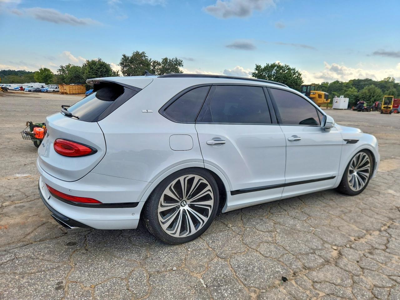 2021 Bentley Bentayga - zdjęcie 3