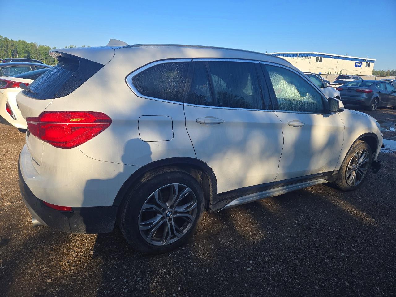 2019 BMW X1 xDrive28I - zdjęcie 3
