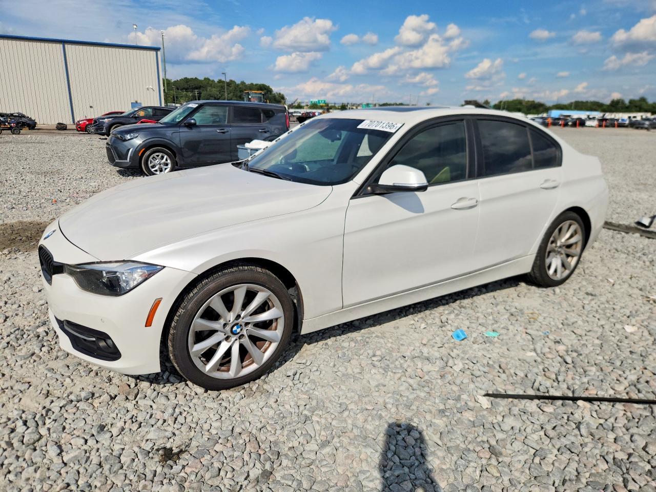 2017 BMW 320 I - zdjęcie główne