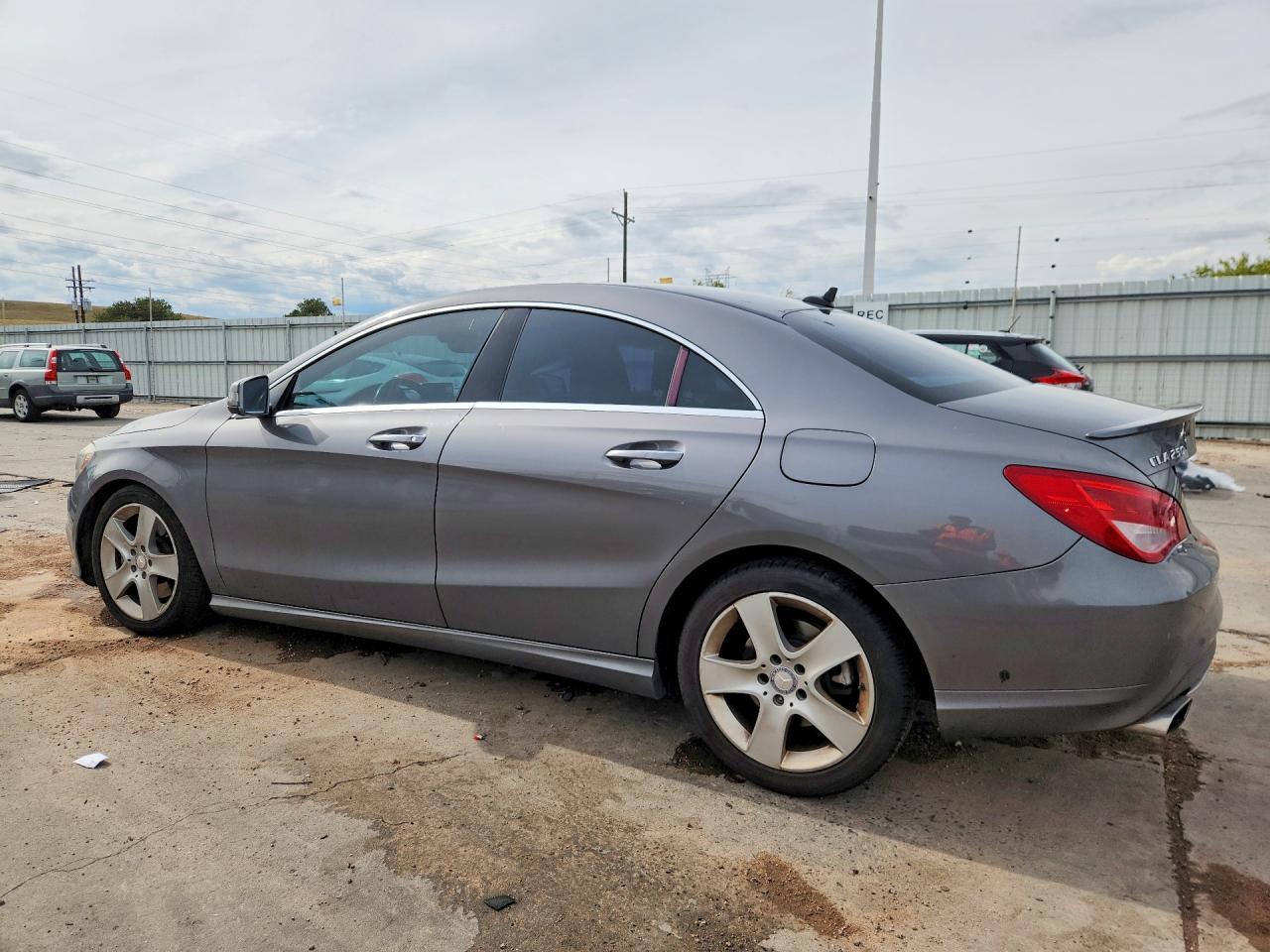 2015 Mercedes-Benz Cla 250 - zdjęcie 2