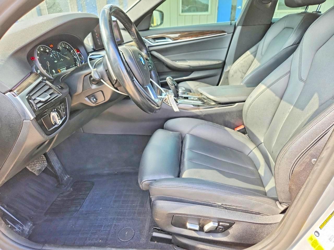 2019 BMW 530 I - zdjęcie 7