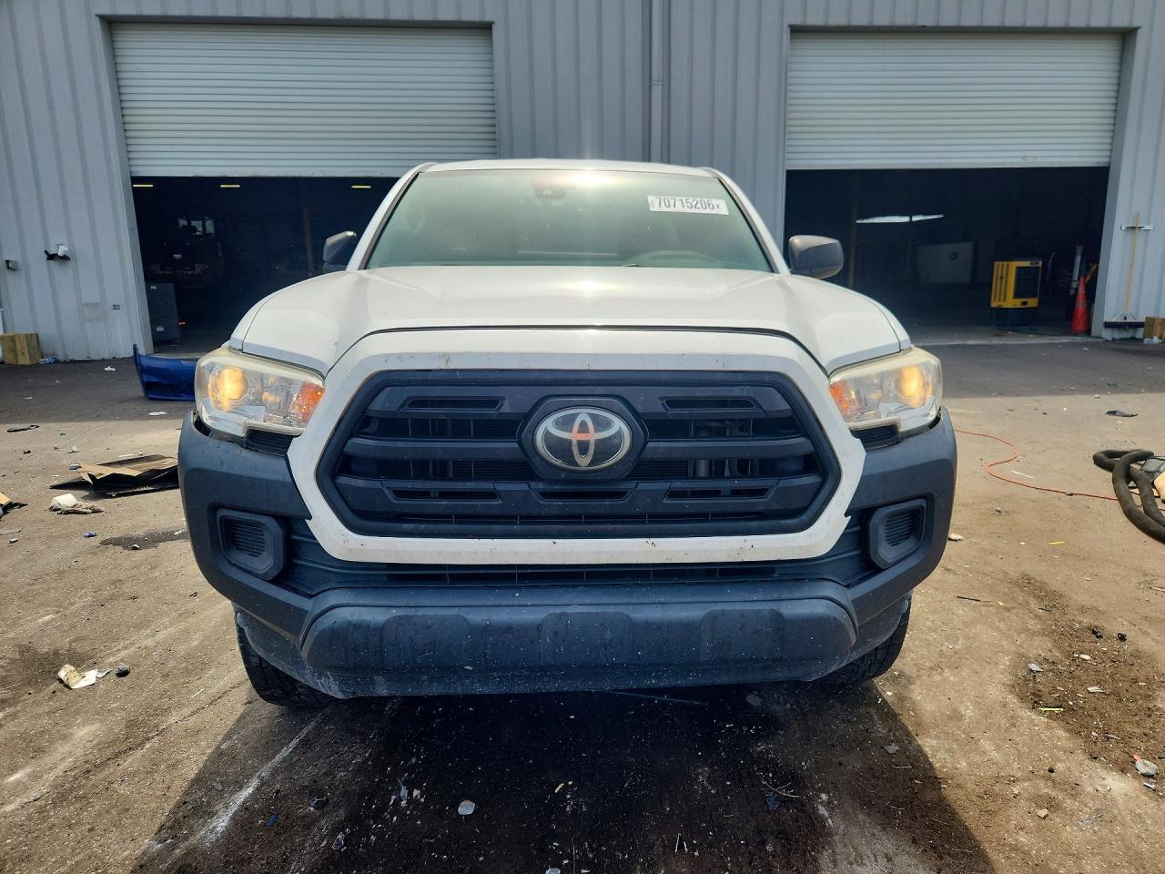 2019 Toyota Tacoma Sr - zdjęcie 5