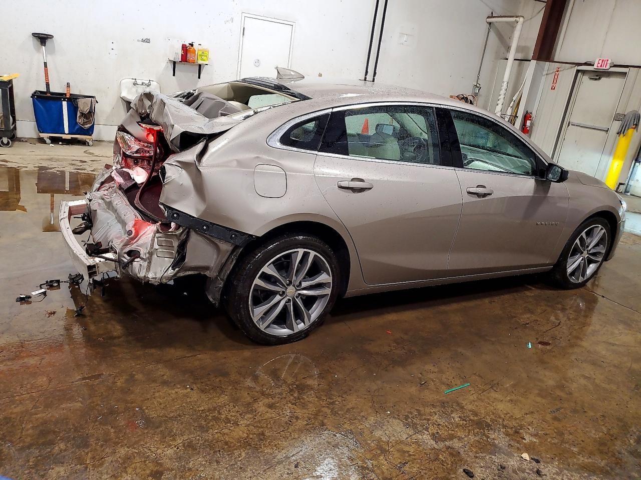 2024 Chevrolet Malibu Premier - zdjęcie 3