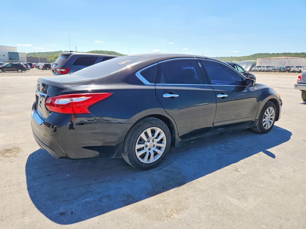 2017 Nissan Altima 2.5 S - zdjęcie 3