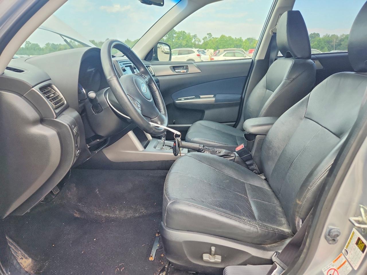 2013 Subaru Forester Limited - zdjęcie 7