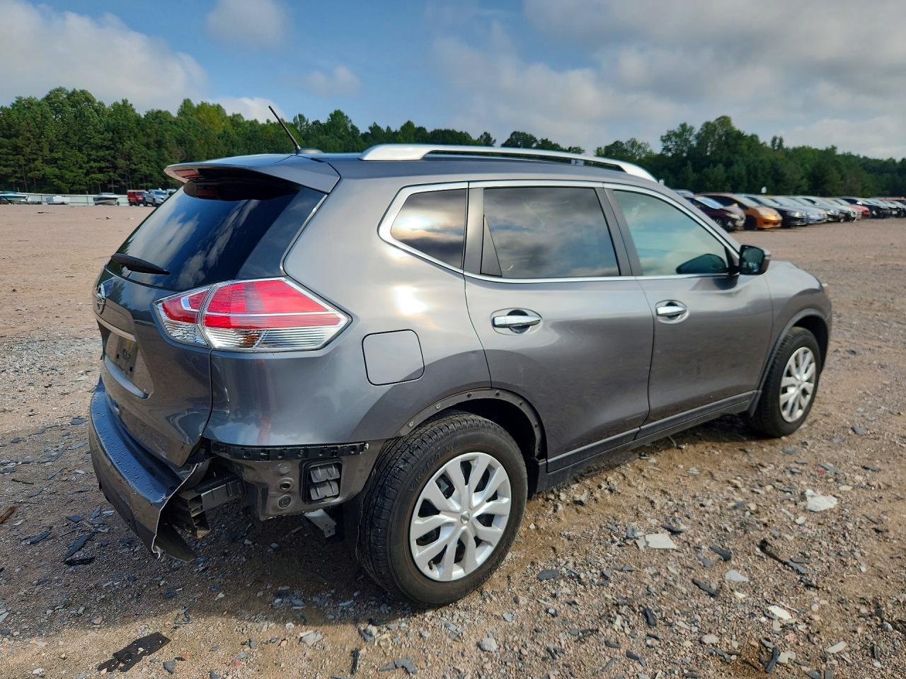 2016 Nissan Rogue S - zdjęcie 3