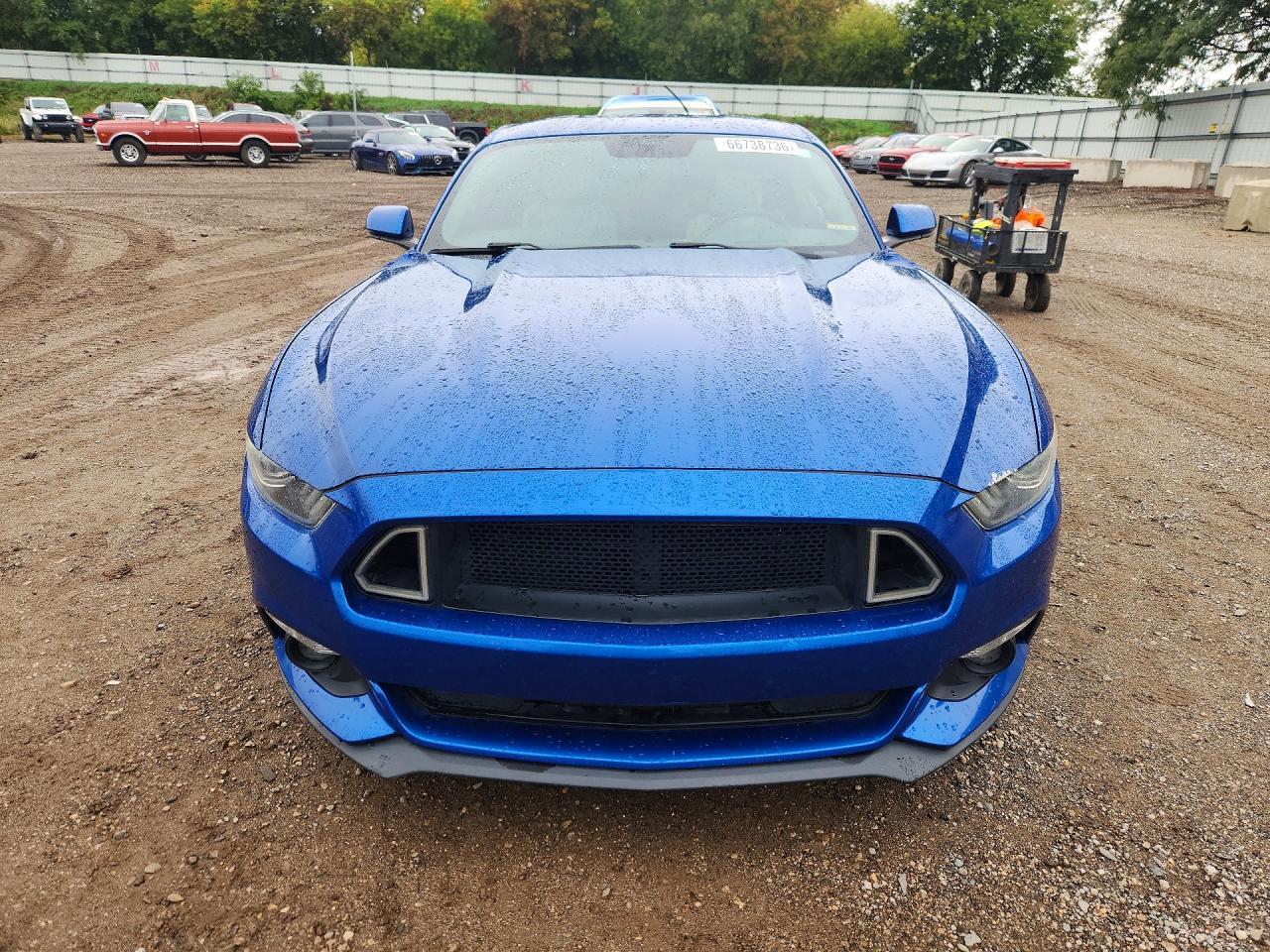 2017 Ford Mustang - zdjęcie 5