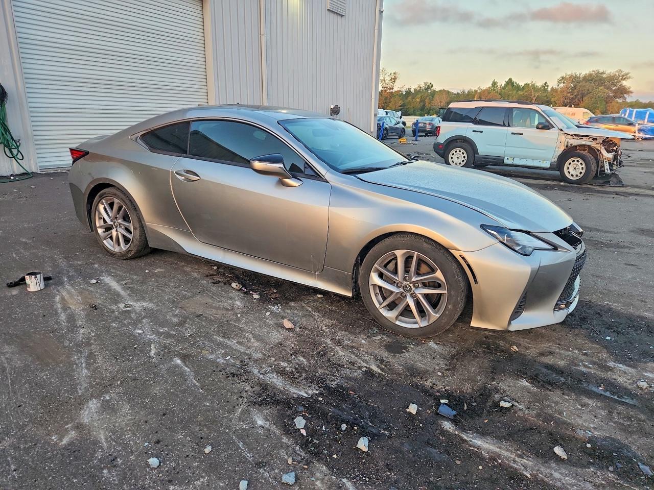 Lexus RC - zdjęcie 4